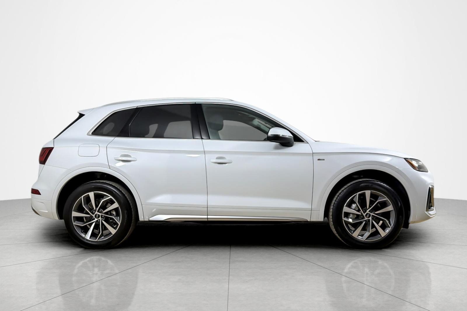 Used 2023 Audi Q5 2.0T Premium Plus AWD/4WD image 6
