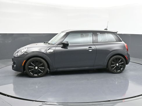 Used 2021 MINI Cooper S w/ 6.5" Touchscreen Package image 5