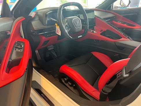New 2025 Chevrolet Corvette E-Ray w/ Stealth Interior Trim Package image 10