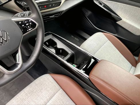 Certified 2023 Volkswagen ID.4 Pro RWD image 16
