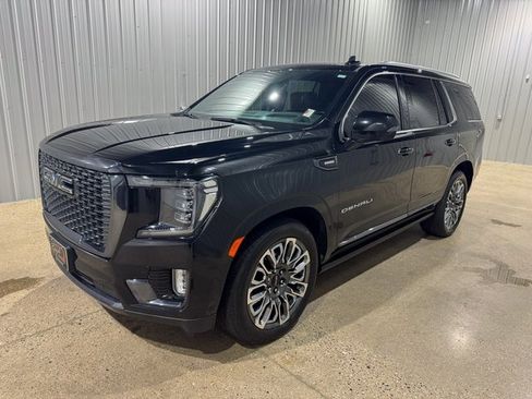 Used 2023 GMC Yukon Denali Ultimate image 1