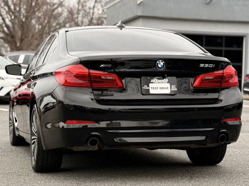 Used 2019 BMW 530i xDrive image 3