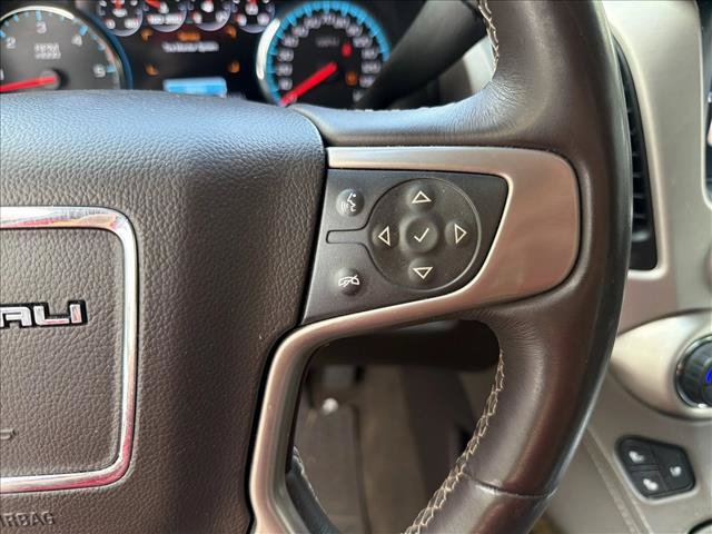 Used 2017 GMC Yukon XL Denali w/ Open Road Package AWD/4WD image 17