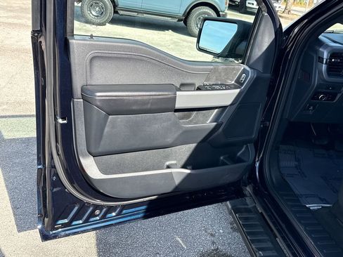 Used 2025 Ford F150 XLT w/ Equipment Group 301A Standard image 13