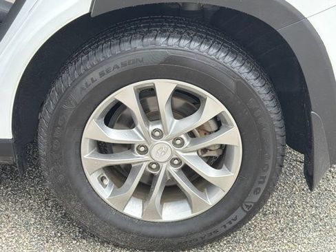 Used 2020 Hyundai Santa Fe SEL FWD image 22