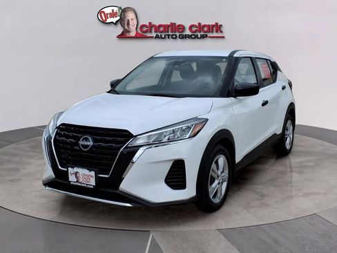 Used 2023 Nissan Kicks S FWD image 1