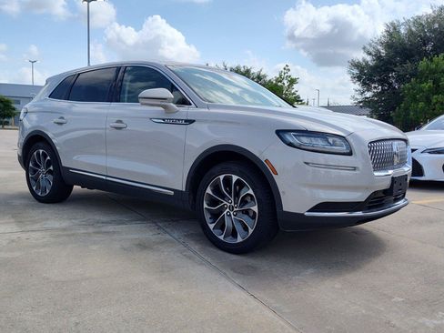 Used 2022 Lincoln Nautilus Reserve w/ Equipment Group 201A AWD/4WD image 11