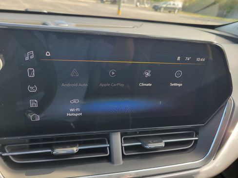 New 2026 Chevrolet Trax ACTIV w/ Sunroof Package FWD image 19