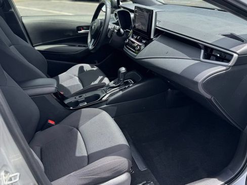 Used 2025 Toyota Corolla SE FWD image 24