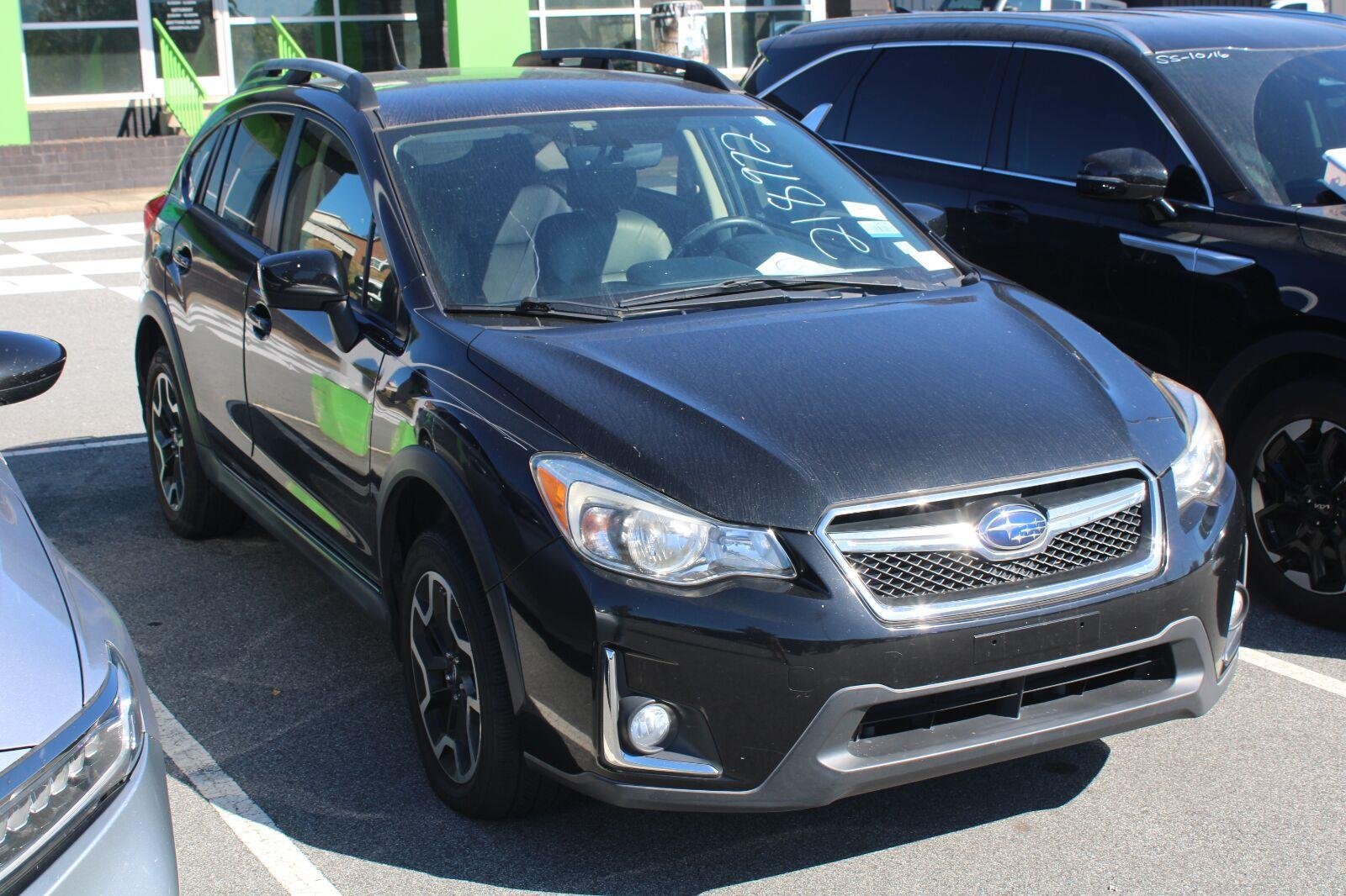 Used 2017 Subaru Crosstrek 2.0i Premium AWD/4WD image 3