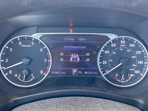 Used 2024 Nissan Sentra SV FWD image 13
