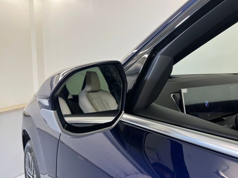 Used 2026 BMW X3 xDrive30 w/ Premium Package image 23