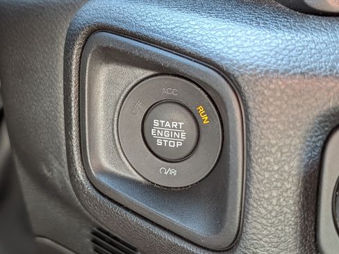 Used 2024 Jeep Wrangler Unlimited Sport AWD/4WD image 30