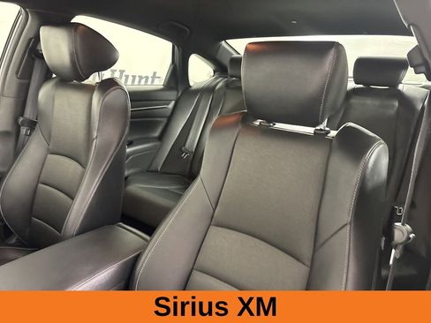 Used 2022 Honda Accord Sport image 9