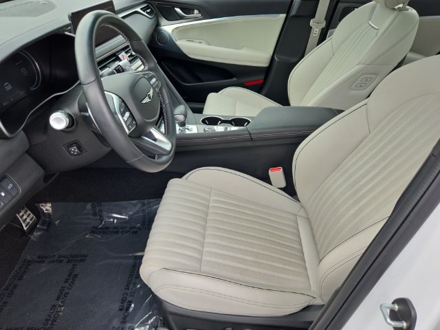 Used 2025 Genesis G70 2.5T w/ Sport Prestige Package RWD image 10