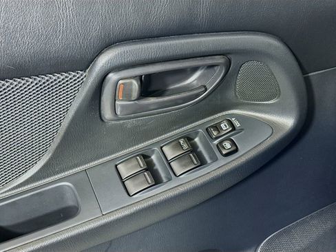 Used 2004 Subaru Impreza WRX Wagon AWD/4WD image 16