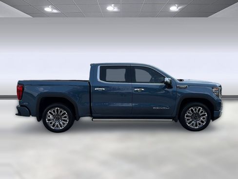 Certified 2025 GMC Sierra 1500 Denali Ultimate AWD/4WD image 7