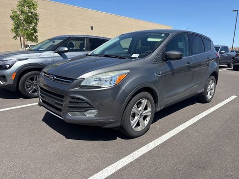 Used 2014 Ford Escape SE image 1