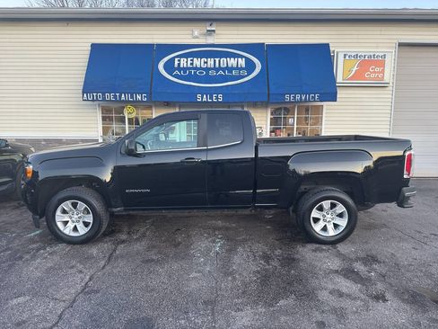 Used 2017 GMC Canyon SLE w/ SLE Convenience Package image 10