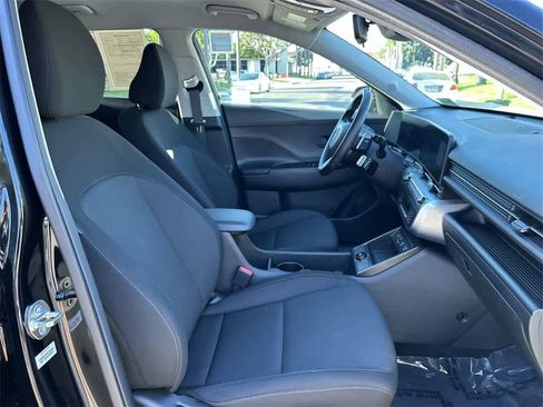 Certified 2025 Hyundai Kona SEL image 48