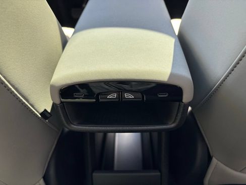 New 2026 Volvo EX30 Plus w/ Climate Package AWD/4WD image 17