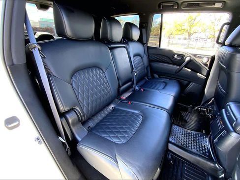 Used 2024 INFINITI QX80 Sensory image 19