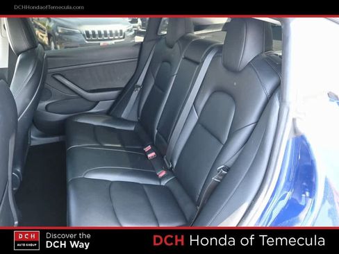 Used 2022 Tesla Model 3 Standard Range image 18
