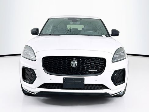 Used 2024 Jaguar E-PACE R-Dynamic SE image 2