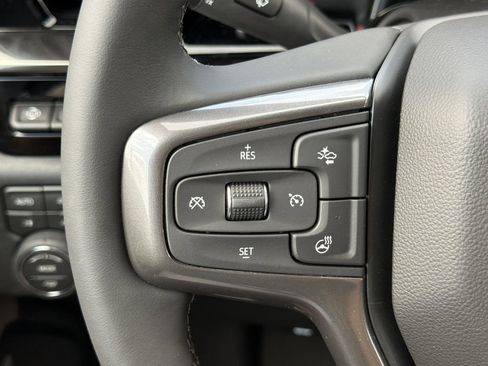New 2026 Chevrolet Silverado 2500 ZR2 w/ LPO, Dark Essentials Package AWD/4WD image 10