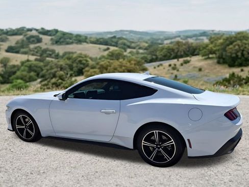 Used 2024 Ford Mustang Coupe RWD image 7