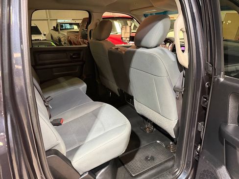 Used 2017 RAM 3500 Tradesman w/ Popular Equipment Group AWD/4WD image 44