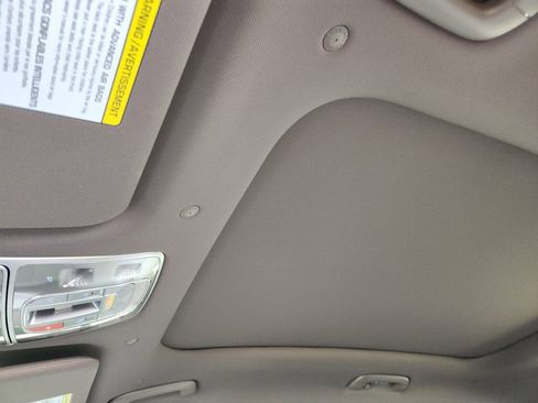 New 2026 Genesis GV70 2.5T Advanced image 18