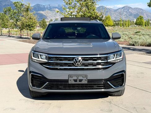 Used 2021 Volkswagen Atlas Cross Sport SEL R-Line AWD/4WD image 2