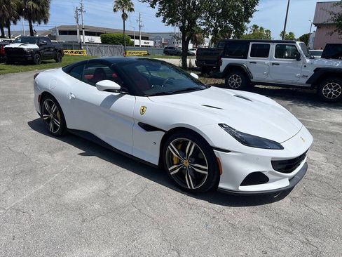 Used 2023 Ferrari Portofino M RWD image 4