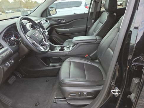 Used 2023 GMC Acadia SLT image 5