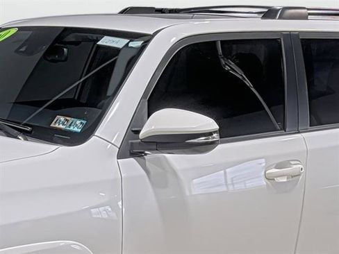 Used 2020 Toyota 4Runner TRD Off-Road Premium w/ Moonroof Package AWD/4WD image 8