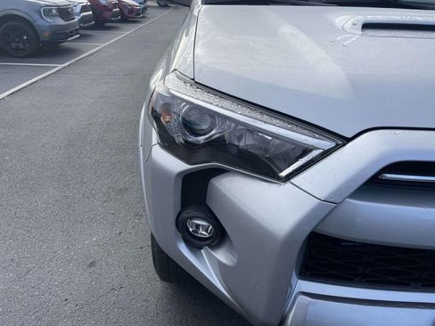 Used 2024 Toyota 4Runner TRD Off-Road Premium image 17