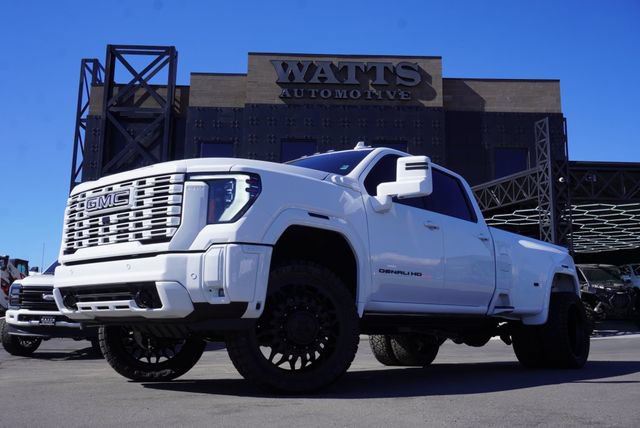 Used 2026 GMC Sierra 3500 Denali Ultimate AWD/4WD image 5