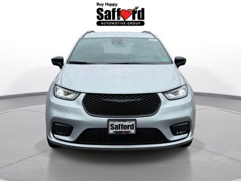 New 2026 Chrysler Pacifica Select w/ S Appearance Package AWD/4WD image 7