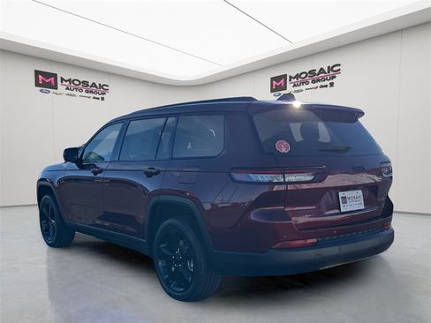 New 2025 Jeep Grand Cherokee L Altitude image 5