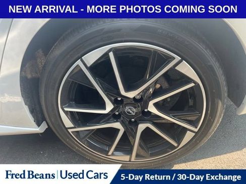 Used 2024 Nissan Sentra SR FWD image 12
