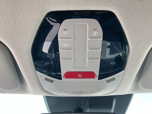 Used 2025 Kia K4 FWD image 18