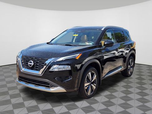 Used 2023 Nissan Rogue Platinum w/ Platinum Premium Package AWD/4WD image 2