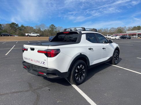 Used 2025 Hyundai Santa Cruz SEL image 17