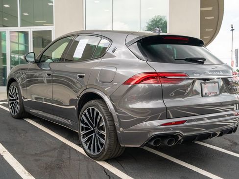 Used 2023 Maserati Grecale Modena AWD/4WD image 19
