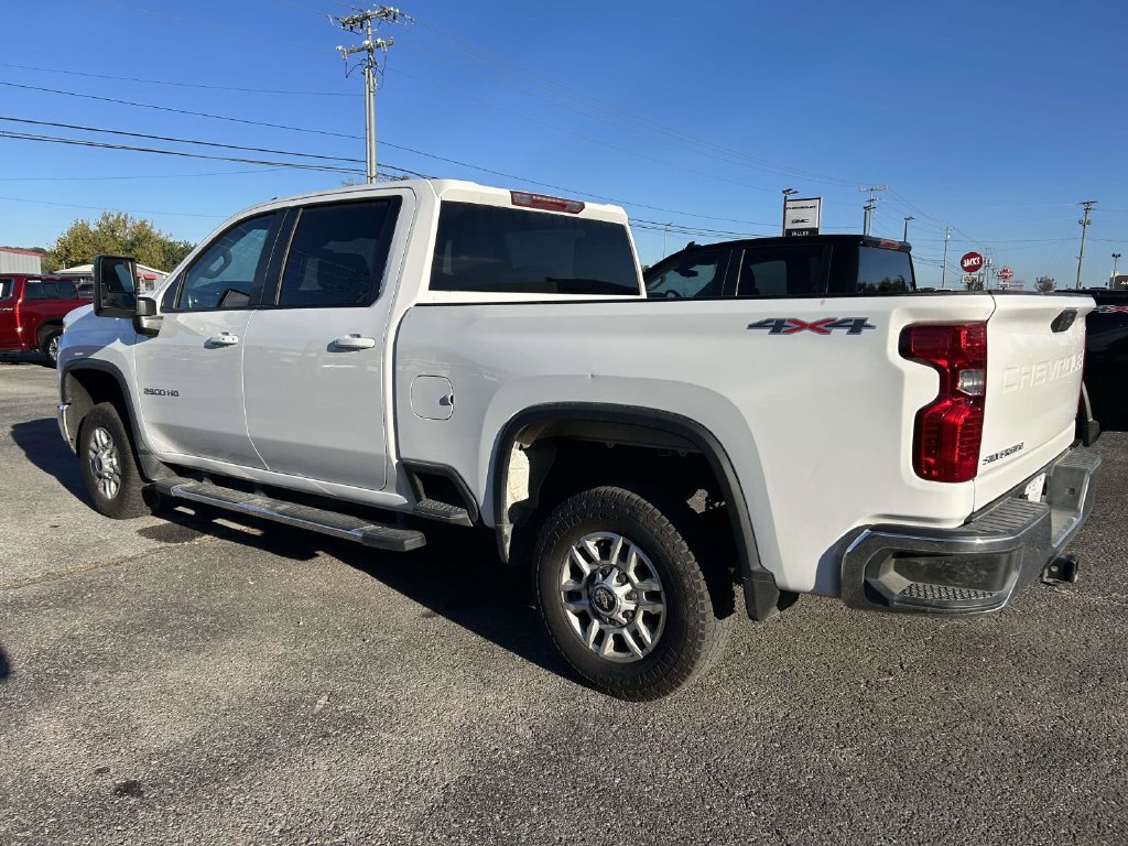 Used 2025 Chevrolet Silverado 2500 LT w/ Convenience Package AWD/4WD image 5