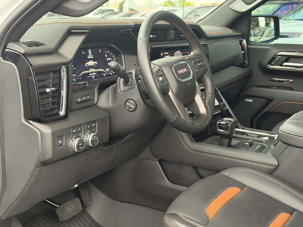 Used 2025 GMC Sierra 1500 AT4 w/ AT4 Premium Package AWD/4WD image 23