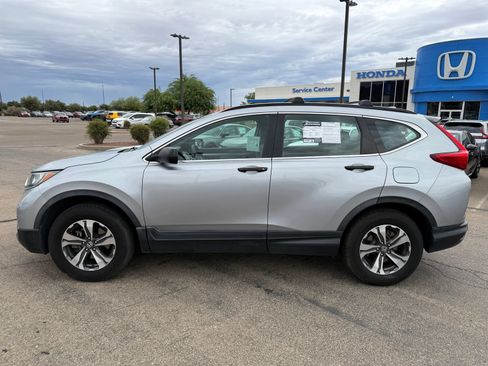 Used 2017 Honda CR-V LX image 10
