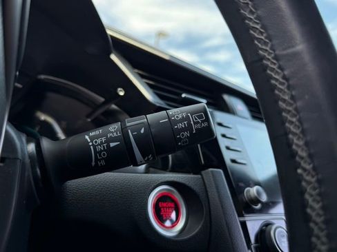 Used 2020 Honda Civic EX-L image 11