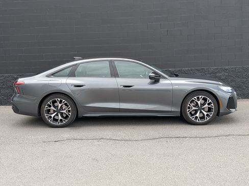 Used 2026 Audi A6 Premium Plus w/ Premium Plus Package AWD/4WD image 5